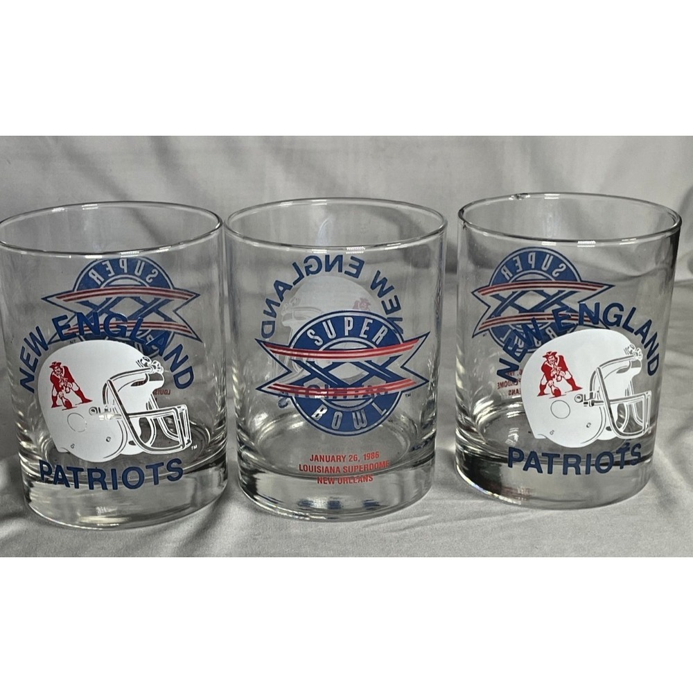 3 New England Patriots Super Bowl XX Cocktail Glasses (1 has chip)